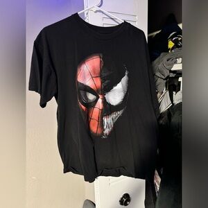 Spider-Man/venom shirt